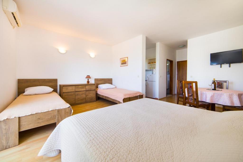 Apartments Slavena Gradac  Luaran gambar